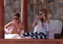 thumb_Avril_Lavigne_bikini_in_Cabo_048.jpg