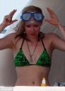 thumb_Avril_Lavigne_bikini_in_Cabo_057.jpg