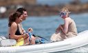 thumb_Avril_Lavigne_bikini_in_Cabo_058.jpg