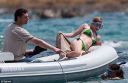 thumb_Avril_Lavigne_bikini_in_Cabo_065.jpg
