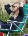 thumb_Chloe_Grace_Moretz_-_Bikini_on_set_of_Neighbors_2_059.jpg