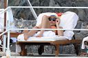thumb_Jessica_Alba_-_Bikini_at_a_pool_on_vacation_in_Italy_043.jpg