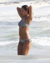thumb_Jessica_Alba_-_wearing_a_bikinis_at_a_beach_in_Mexico_061.jpg