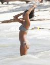thumb_Jessica_Alba_-_wearing_a_bikinis_at_a_beach_in_Mexico_066.jpg