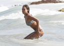 thumb_Jessica_Alba_-_wearing_a_bikinis_at_a_beach_in_Mexico_080.jpg
