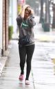 thumb_Kaley_Cuoco_leaving_the_Gym_getting_caught_in_the_rain_in_Los_Angeles_014.jpg