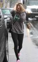 thumb_Kaley_Cuoco_leaving_the_Gym_getting_caught_in_the_rain_in_Los_Angeles_029.jpg
