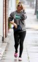 thumb_Kaley_Cuoco_leaving_the_Gym_getting_caught_in_the_rain_in_Los_Angeles_049.jpg