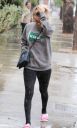 thumb_Kaley_Cuoco_leaving_the_Gym_getting_caught_in_the_rain_in_Los_Angeles_057.jpg