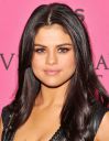 thumb_Selena_Gomez_Victorias_Secret_Fashion_Show_Braless2C_no_underwear_adds_015.jpg