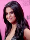thumb_Selena_Gomez_Victorias_Secret_Fashion_Show_Braless2C_no_underwear_adds_037.jpg