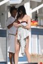 thumb_Daisy_Lowe_Wearing_a_bikini_in_Miami_005.jpg