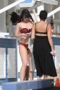 thumb_Daisy_Lowe_Wearing_a_bikini_in_Miami_008.jpg