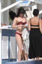 thumb_Daisy_Lowe_Wearing_a_bikini_in_Miami_009.jpg