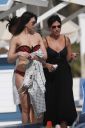 thumb_Daisy_Lowe_Wearing_a_bikini_in_Miami_014.jpg