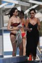 thumb_Daisy_Lowe_Wearing_a_bikini_in_Miami_016.jpg