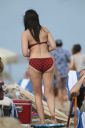 thumb_Daisy_Lowe_Wearing_a_bikini_in_Miami_029.jpg