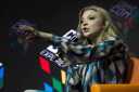 thumb_Natalie_Dormer_-_Comic_Con_in_Sao_Paulo_December_011.jpg