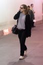 thumb_Emma_Watson_-_Arriving_at_JFK_airport_in_NY_0005.jpg