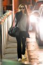 thumb_Emma_Watson_-_Arriving_at_JFK_airport_in_NY_0009.jpg